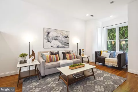 77 U St NW #UPPER, Washington, DC 20001 photo 4