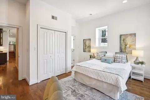 77 U St NW #UPPER, Washington, DC 20001 photo 14