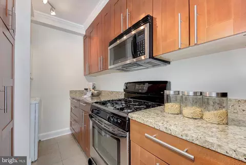 2800 Devonshire Pl NW #301, Washington, DC 20008 photo 5