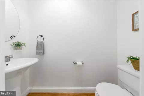 1140 Morse St NE, Washington, DC 20002 photo 11