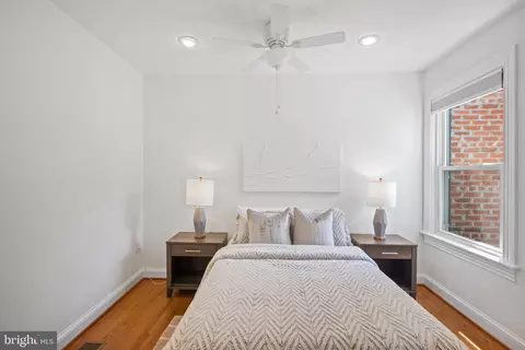 605 Acker Pl NE, Washington, DC 20002 photo 23