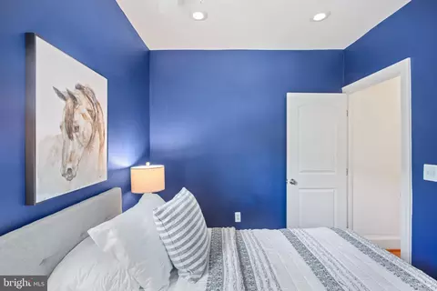 605 Acker Pl NE, Washington, DC 20002 photo 28