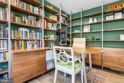 328 I St SE, Washington, DC 20003 photo 5
