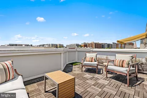 328 I St SE, Washington, DC 20003 photo 33