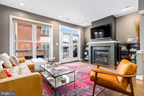 328 I St SE, Washington, DC 20003 photo 10