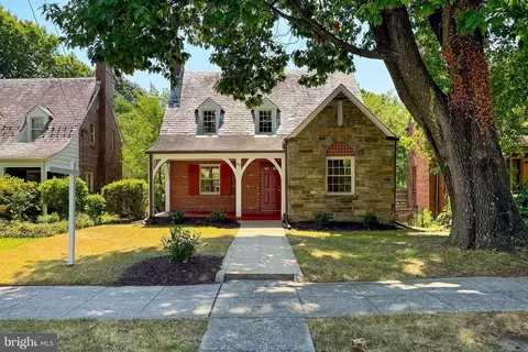 4337 Nebraska Ave NW, Washington, DC 20016