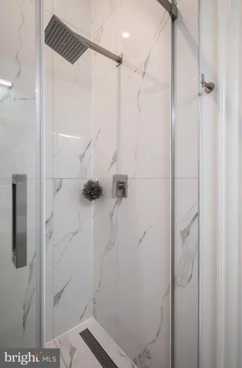 317 3rd St SE #32, Washington, DC 20003 photo 10