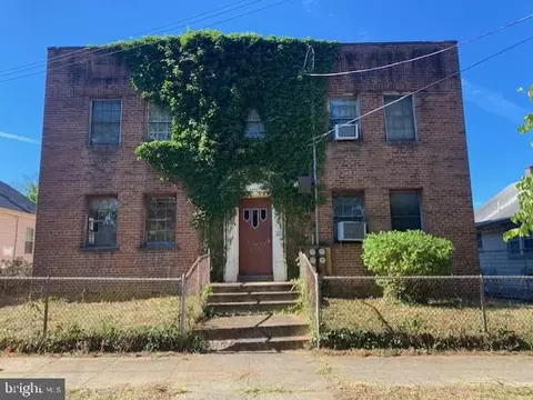 3325 Ely SE, Washington, DC 20019