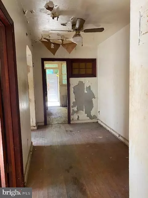 Entry Way - 3325 Ely SE, Washington, DC 20019 photo 4 of 4