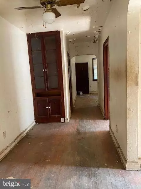 Entry Way - 3325 Ely SE, Washington, DC 20019 photo 2 of 4