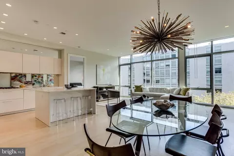 1177 22nd St NW #5E, Washington, DC 20037