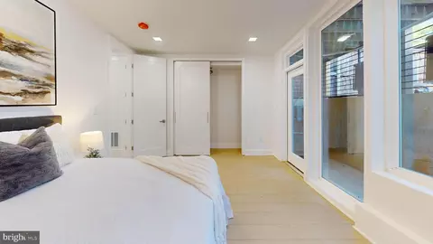 909 11th St NE, Washington, DC 20002 photo 22