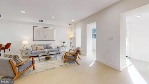 909 11th St NE, Washington, DC 20002 photo 40