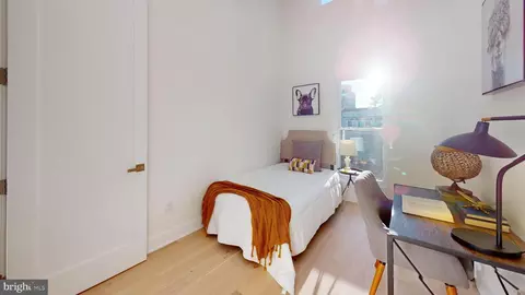 909 11th St NE, Washington, DC 20002 photo 33