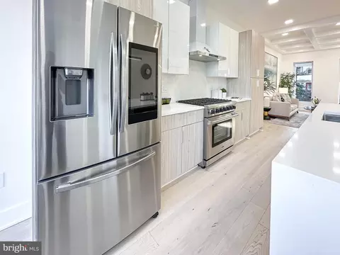 909 11th St NE, Washington, DC 20002 photo 7
