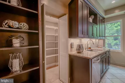1232 Walter St SE, Washington, DC 20003 photo 10