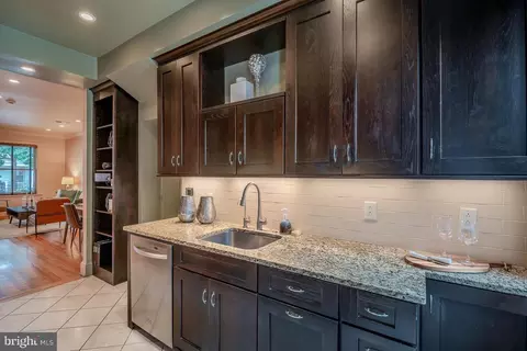 1232 Walter St SE, Washington, DC 20003 photo 13