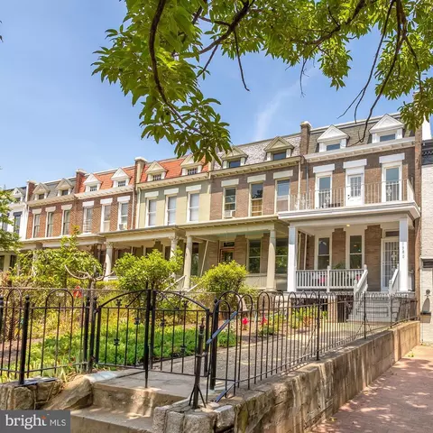 1380 E Capitol St NE, Washington, DC 20003 photo 1