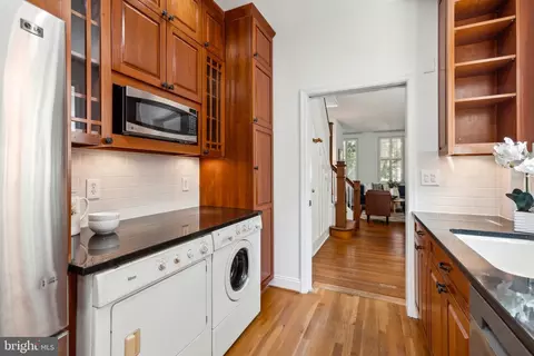 Other - 321 4th St SE, Washington, DC 20003 photo 4 of 11