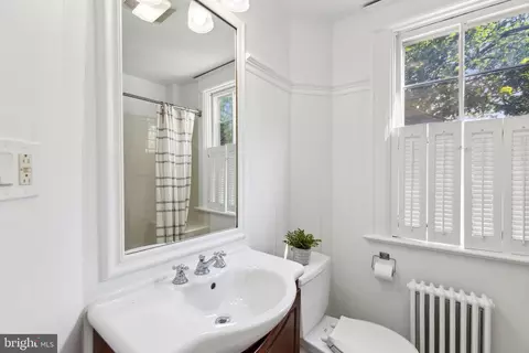 Bath - 321 4th St SE, Washington, DC 20003 photo 2 of 6
