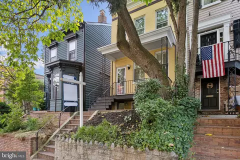 Exterior - 321 4th St SE, Washington, DC 20003 photo 2 of 7