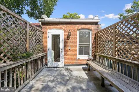 Exterior - 321 4th St SE, Washington, DC 20003 photo 4 of 7