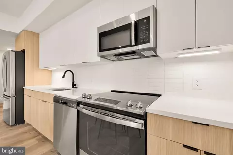 Kitchen - 14 P St NW #303, Washington, DC 20001 photo 2 of 2