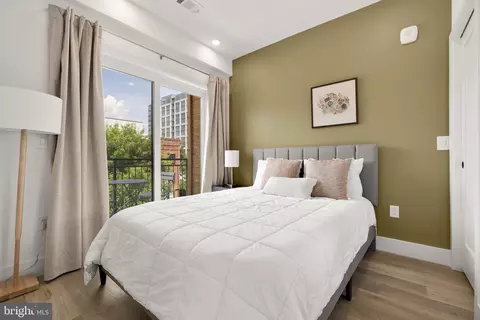 Bedroom - 14 P St NW #303, Washington, DC 20001 photo 4 of 5