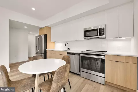 Kitchen - 14 P St NW #303, Washington, DC 20001 photo 1 of 2