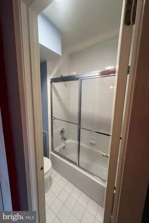 631 11th St NE, Washington, DC 20002 photo 8