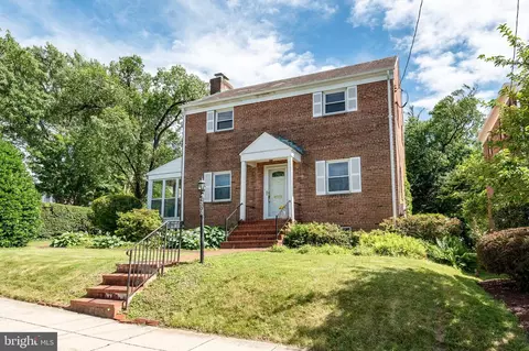 4300 Alton Pl NW, Washington, DC 20016