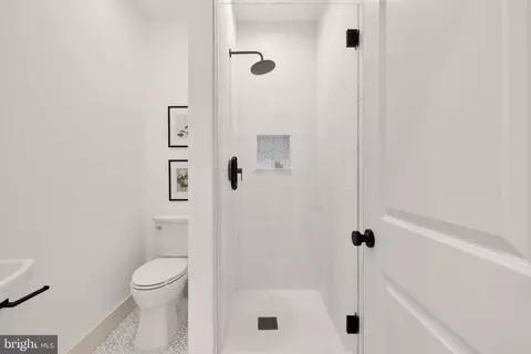 1114 Penn St NE #3, Washington, DC 20002 photo 22