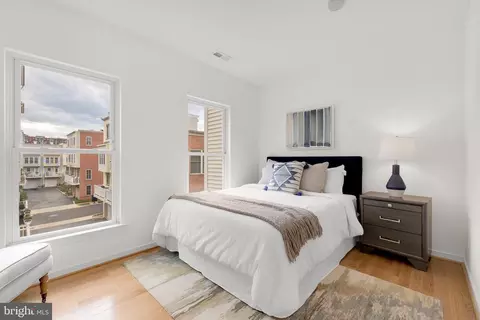 Bedroom - 925 4th St SE, Washington, DC 20003 photo 1 of 3