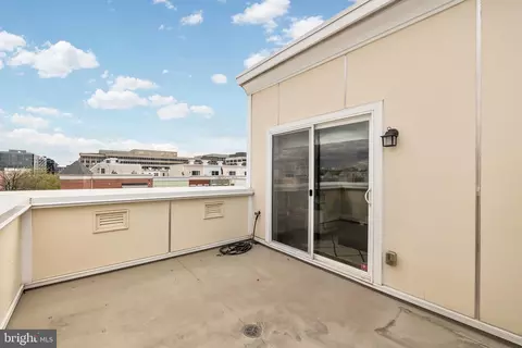 Other - 925 4th St SE, Washington, DC 20003 photo 3 of 8