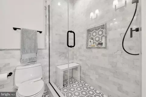 Bath - 815 10th St NE, Washington, DC 20002 photo 3 of 6