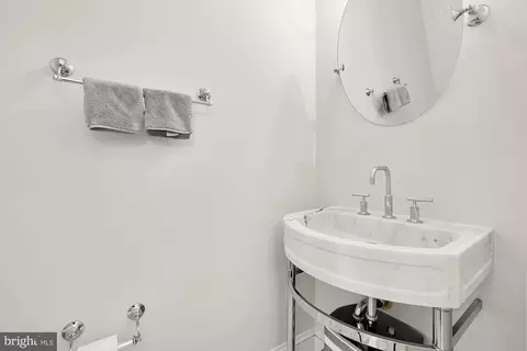 Bath - 815 10th St NE, Washington, DC 20002 photo 1 of 6