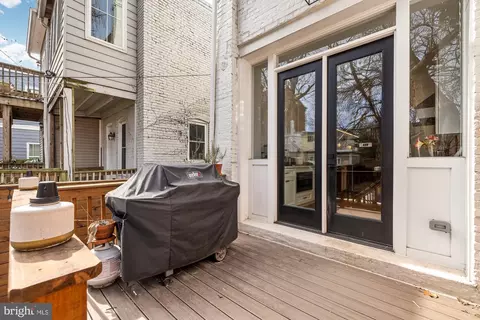 Exterior - 815 10th St NE, Washington, DC 20002 photo 3 of 9