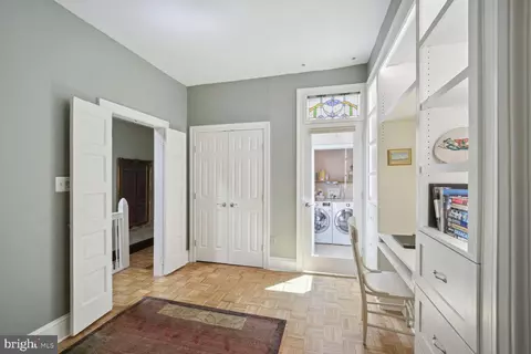 302 10th St SE, Washington, DC 20003 photo 20
