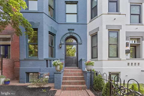 243 12th St NE, Washington, DC 20002 photo 2