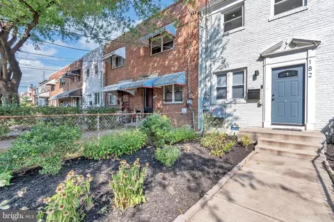 182 35th St NE, Washington, DC 20019