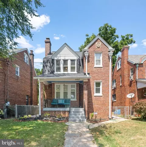 1353 Hamilton St NW, Washington, DC 20011