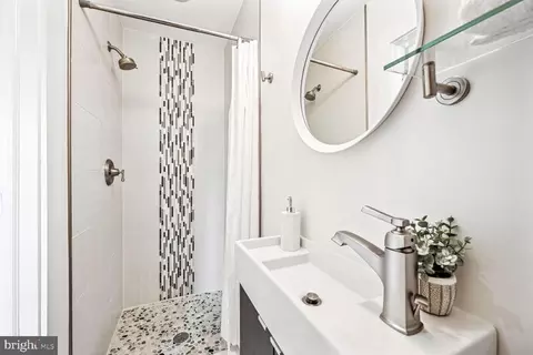 517 23rd Pl NE, Washington, DC 20002 photo 22