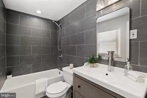 3220 D St SE, Washington, DC 20019 photo 13