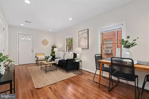 3220 D St SE, Washington, DC 20019 photo 4