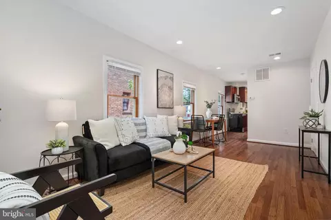 3220 D St SE, Washington, DC 20019 photo 3