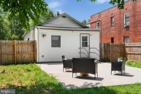 3220 D St SE, Washington, DC 20019 photo 22