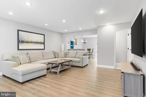 3135 Apple Rd NE #4, Washington, DC 20018