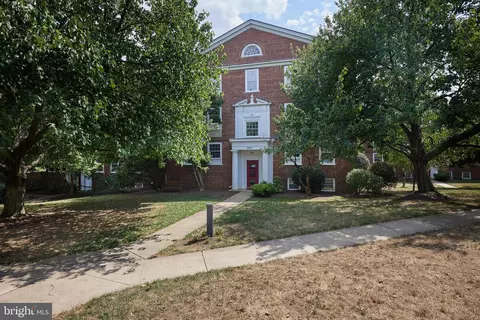 3848 Porter St NW #F378, Washington, DC 20016