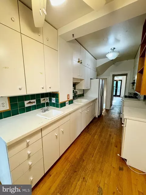 415 6th St NE, Washington, DC 20002 photo 15