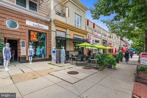 2132 Cathedral Ave NW, Washington, DC 20008 photo 36